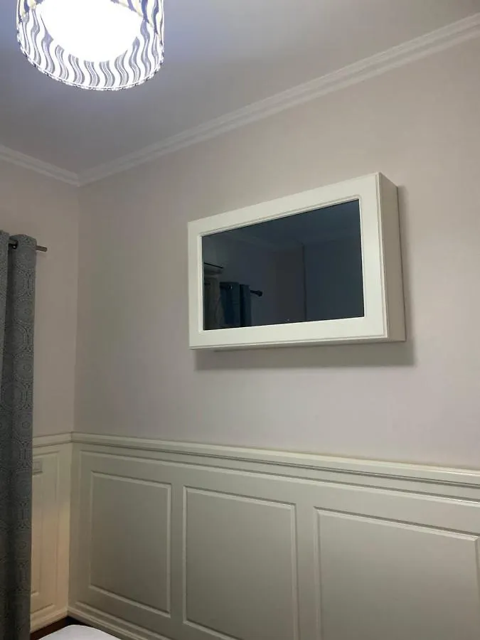 Apple Red Hotel Φιέρι 3*,  Αλβανία